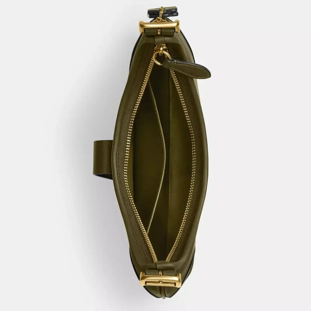 ❤️ Coach Hamptons Hobo Bag
